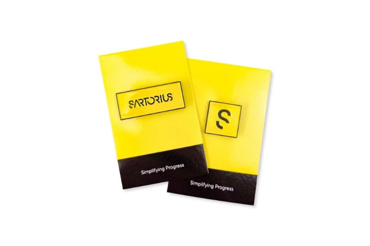 Bild von Pin mit Magnetverschluss 